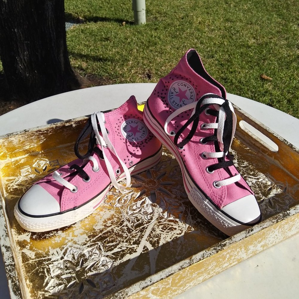 Converse Chuck Taylor All Star High Tops Pink with Decorations 6